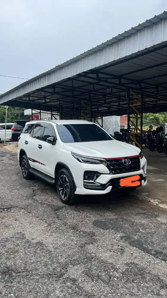 Fortuner Vrz TRD At mulus dan sangat terawat