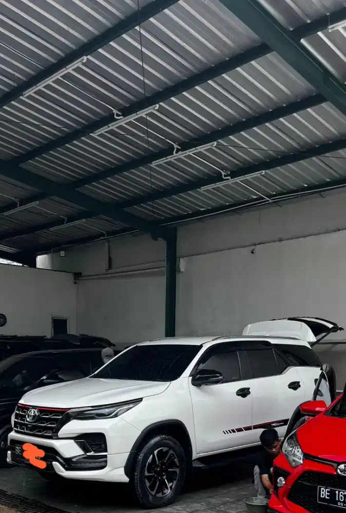Fortuner Vrz TRD At mulus dan sangat terawat