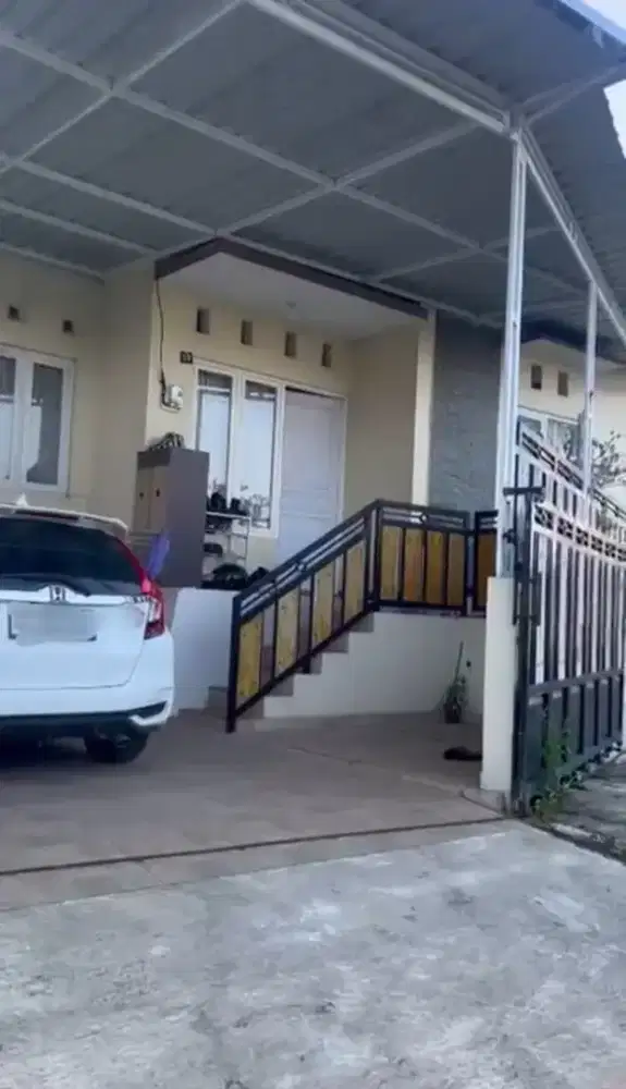 RUMAH DEKAT KANTOR BPK SERIMPI PUDAK PAYUNG BANYUMANIK