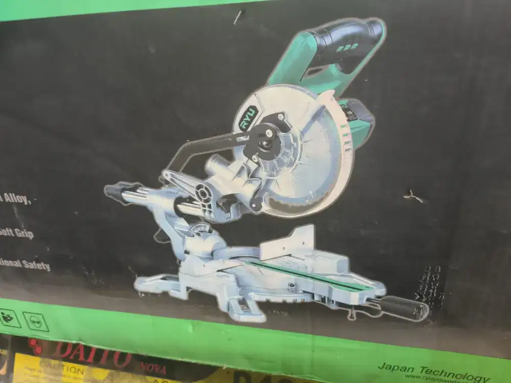 Mesin gerinda tipe sliding baru