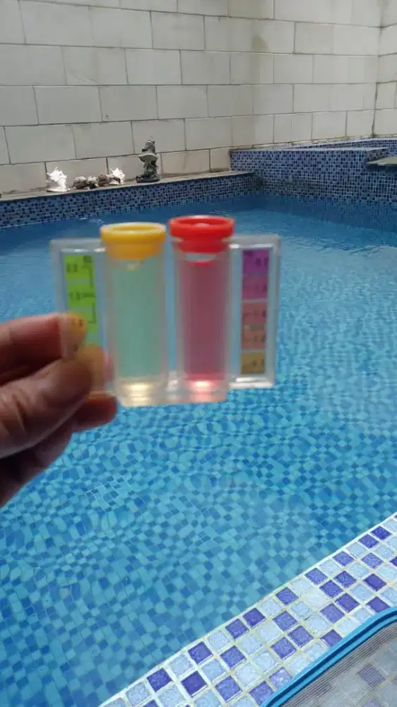 Perawatan kolam renang