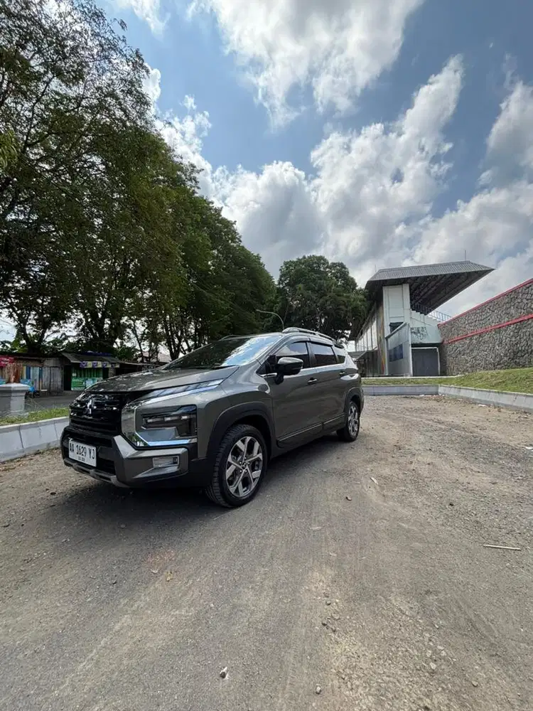 Xpander Cross 2023 Matic Like New