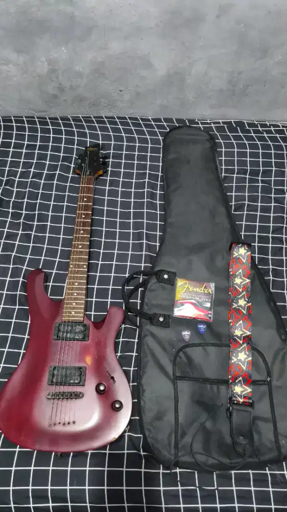 Gitar listrik schecter