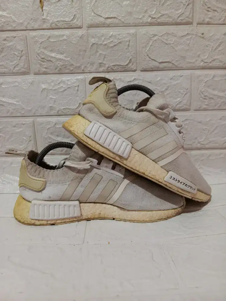 Adidas NMD R1 Japan triple white