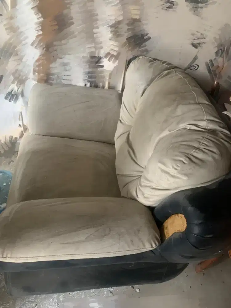 Sofa second tebal double n single  super super empuk nyaman