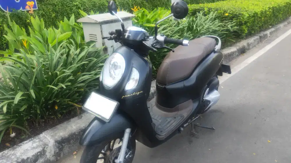 Dijual Honda Scoopy Keyless Prestige tahun 2024 pajak hidup
