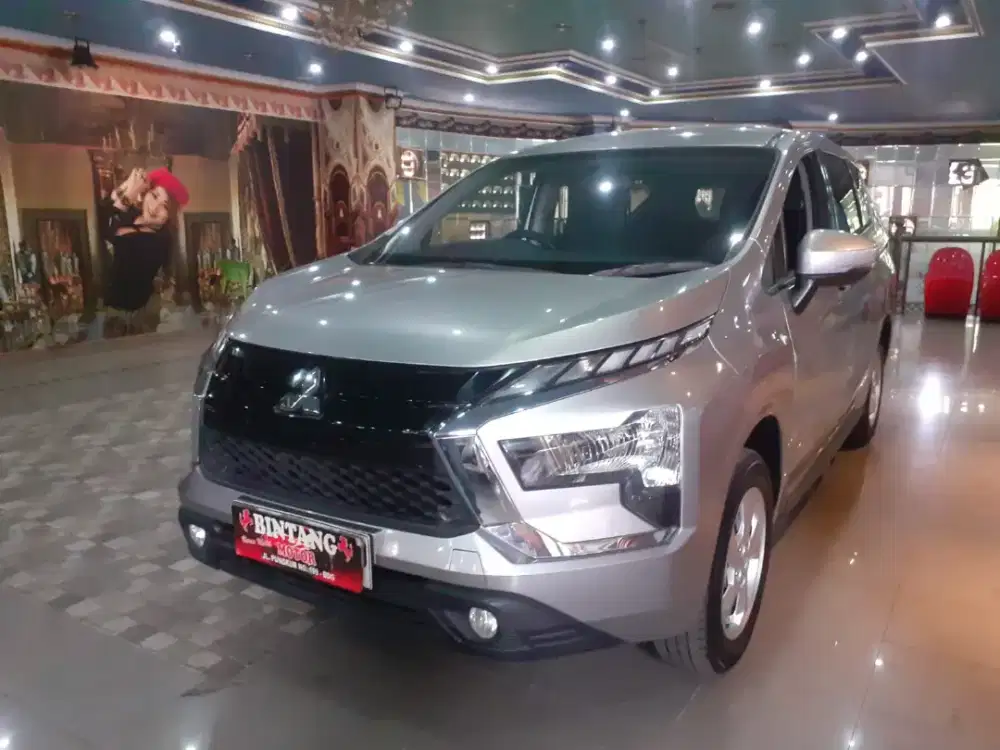 XPANDER GLS MT 2022 KM RENDAH SILVER / MODEL THN 2023 [BINTANG MOTOR]