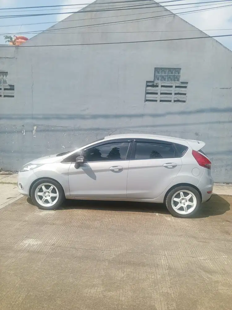 Ford Fiesta 2012 Bensin