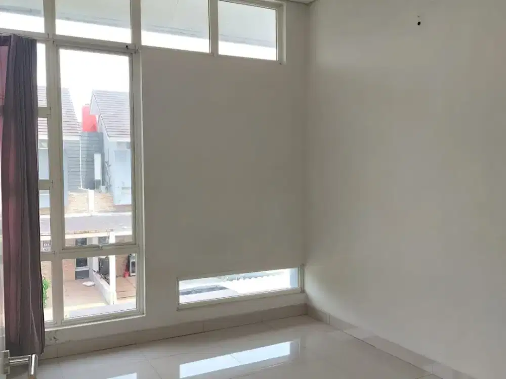 Di sewakan rumah 2 lantai 6x18 di cluster vasana harapan indah,bekasi barat