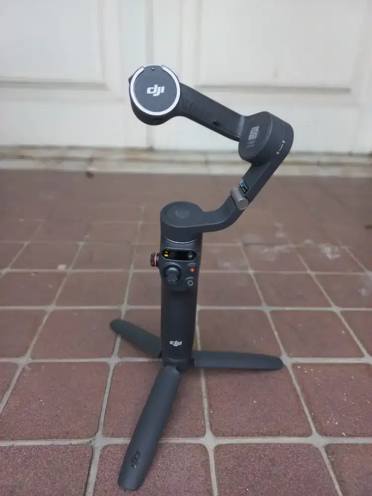 DJI Osmo Mobile 6