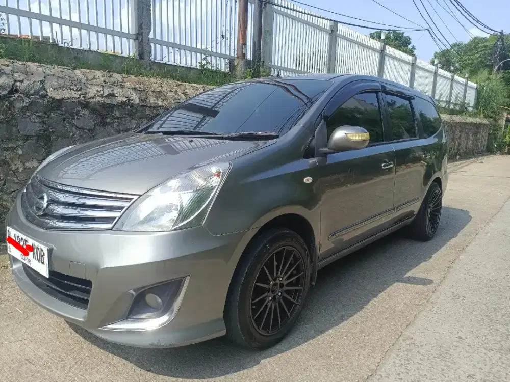 Nissan Grand Livina 1.5 XV 2012 Manual Facelift
