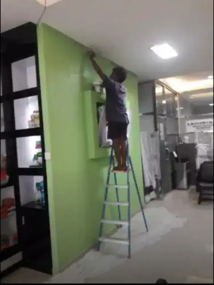 Tukang cat rumah harian ataupun borongan
