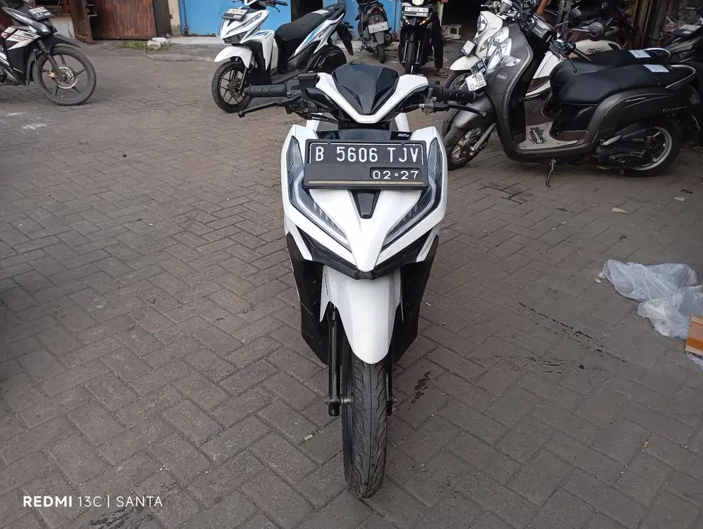 Honda Vario 125 LED New Tahun 2022 Surat Komplit