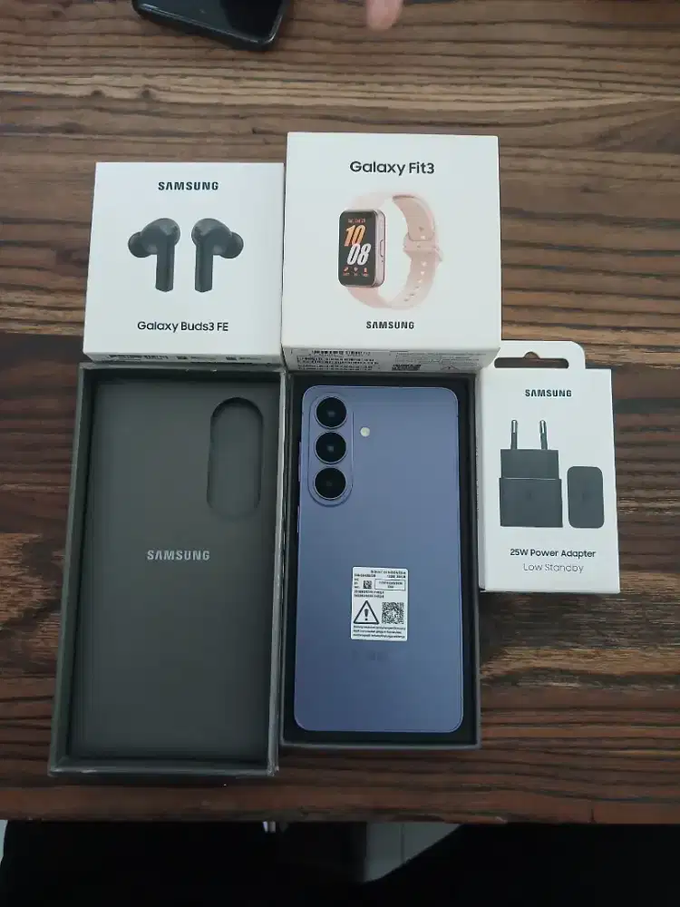 Samsung S26 free 3 item!!! (Budscore, fit3, adapter)