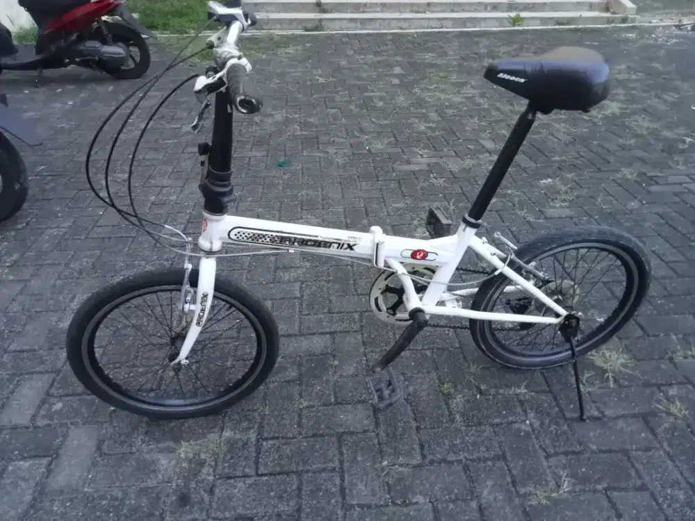 Sepeda lipat 20 Phoenix frame lurus, bekas harga Nett