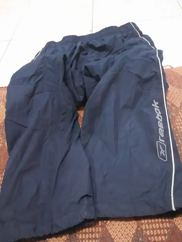 Celana olahraga reebok