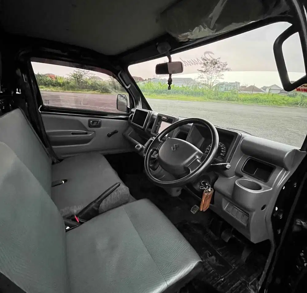 Suzuki Carry 2025 Bensin