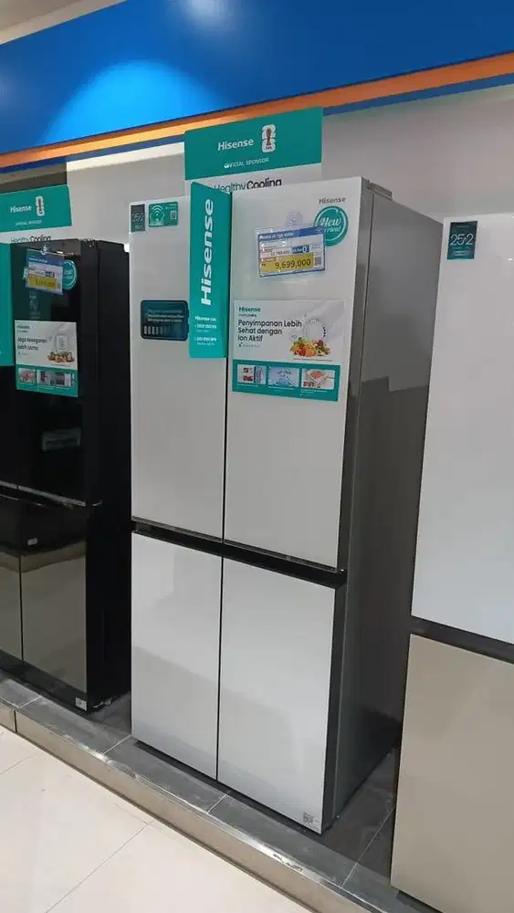 Kulkas multidoor Hisense white