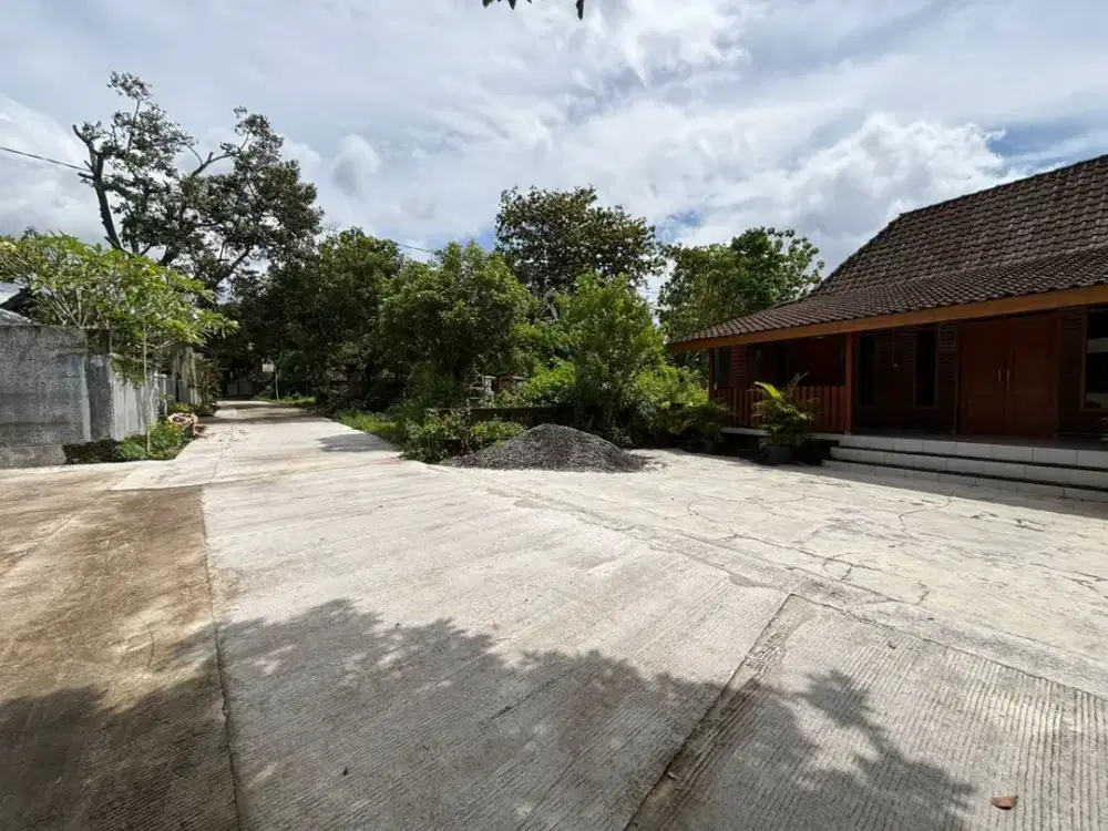 Tanah Ngaglik Area Kampus UII Kaliurang