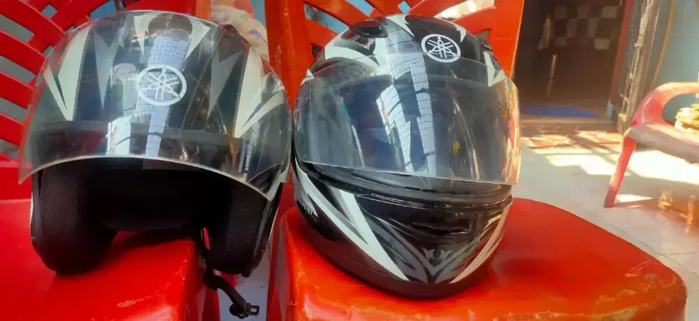Helm Yamaha Edge
