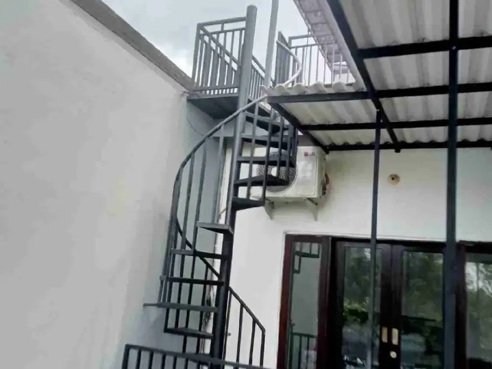 dijual rumah semi villa kawasan taman mumbul Nusa dua