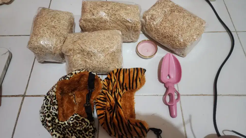 Peralatan sugar glider-gratis