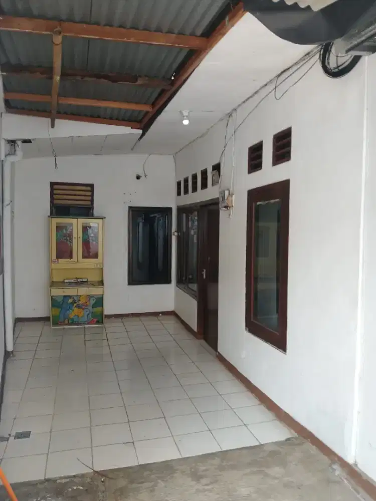 Kontrakan dengan kamar