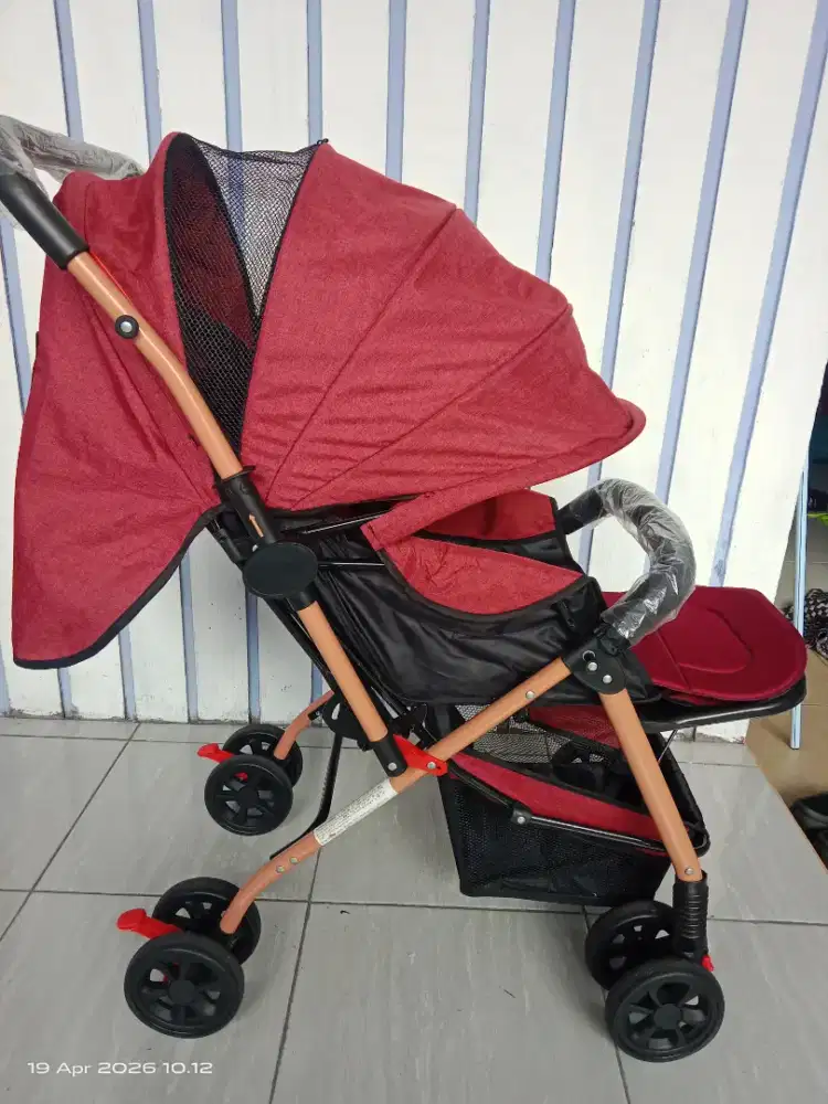 Stroller bayi merek Nina Baby