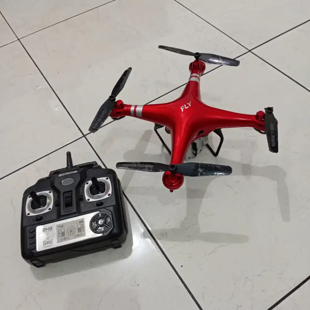 mainan drone merk fly