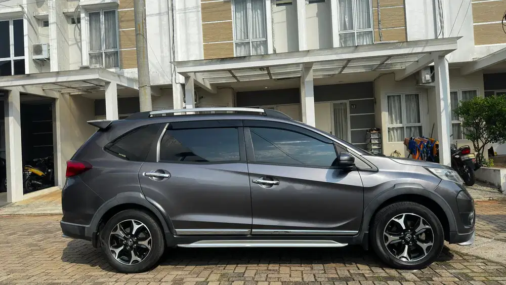 Honda BR-V 2016 Bensin [CASH]