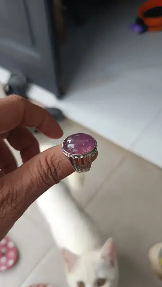 Cincin Batu Ruby Uk lumayan besar