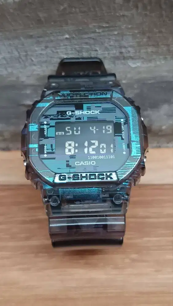 Jam Tangan G-Shock DW-5600NN-1