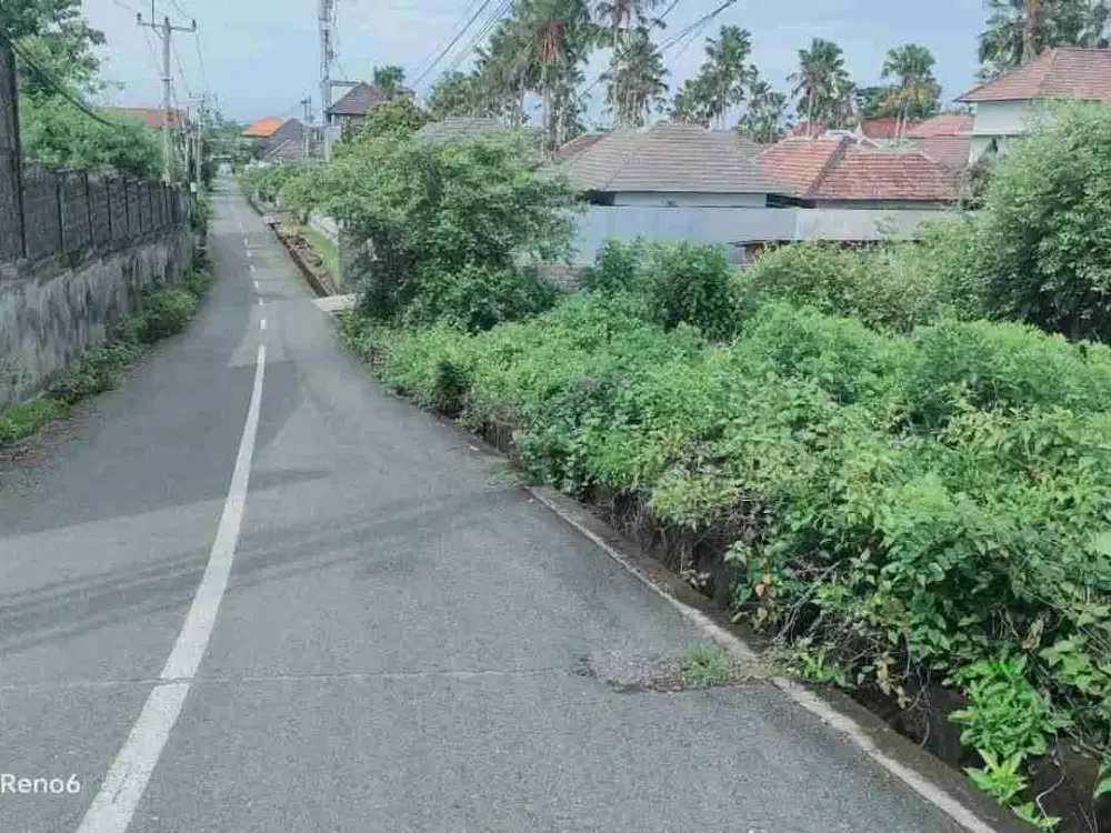 dijual tanah 310m2 Kawasan GWK ungasan Badung Bali