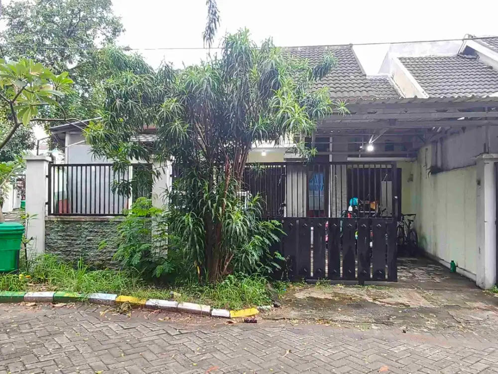 rumah dekat Wiguna luas 161M2 akses one gate