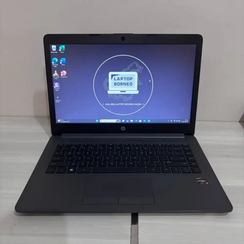 LAPTOP HP 14 RYZEN 3 3200 4/256GB SPEL KENCANG TINGGAL PAKAI