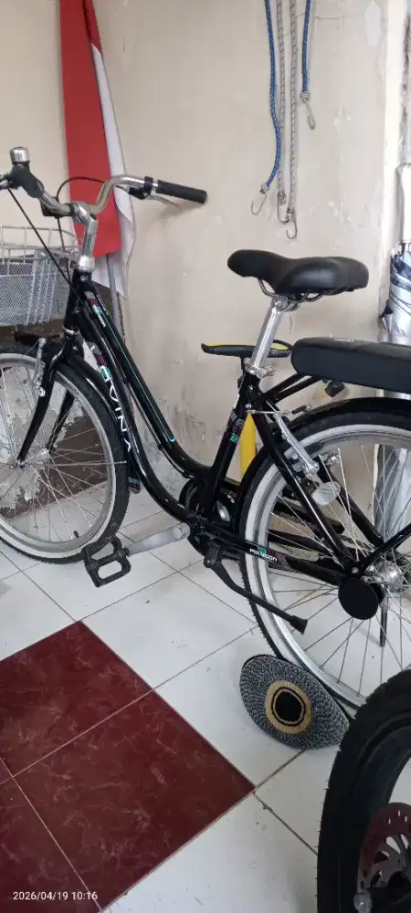 Sepeda Polygon Lovina 24 like new ban bawaan masih berambut