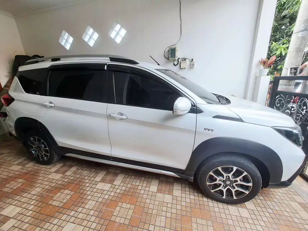 Suzuki XL7 2023 Bensin