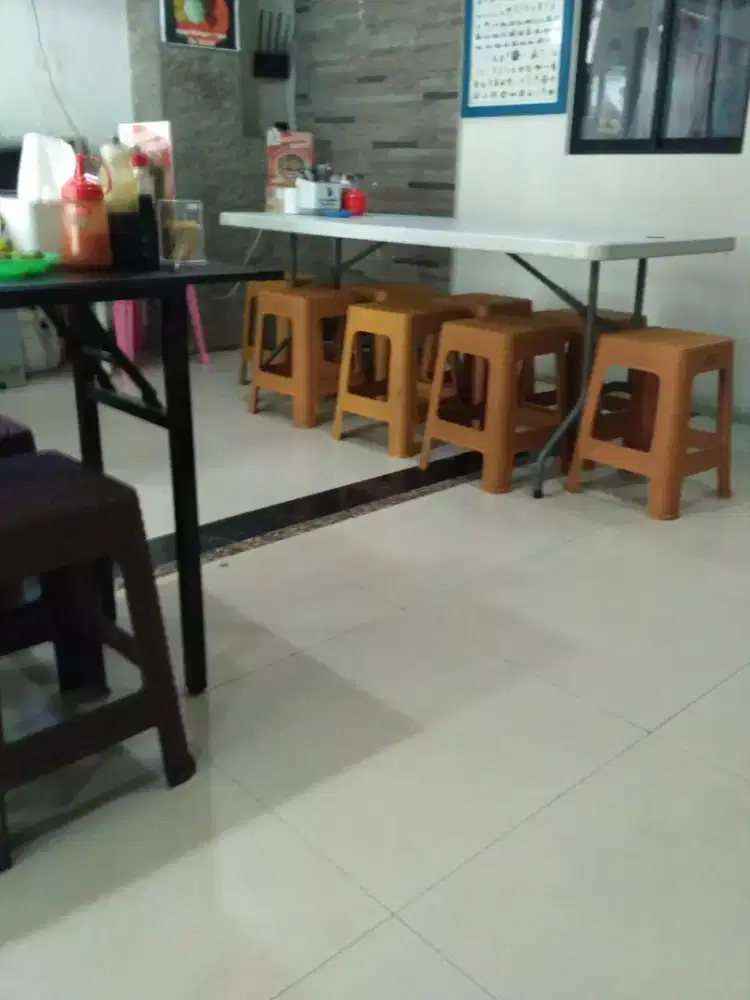 Dicari segera pegawai bakso