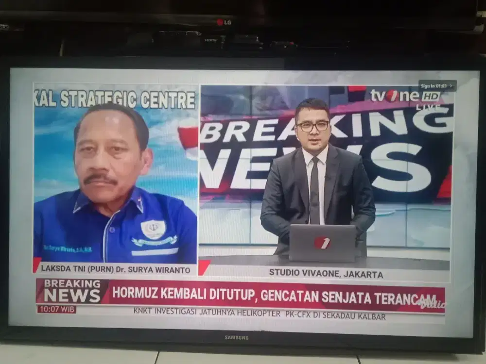 TV Samsung LED 32 in -UA32H4100 Analog mulus gambar tajam no minus