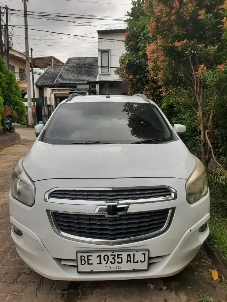 CHEVROLET SPIN 1.5 LTZ M/T 2013