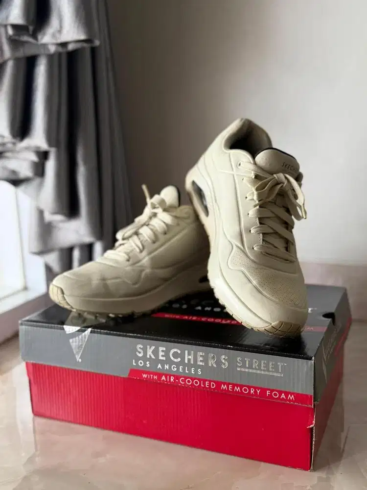 Sepatu Skechers Original Uno Stand On Air