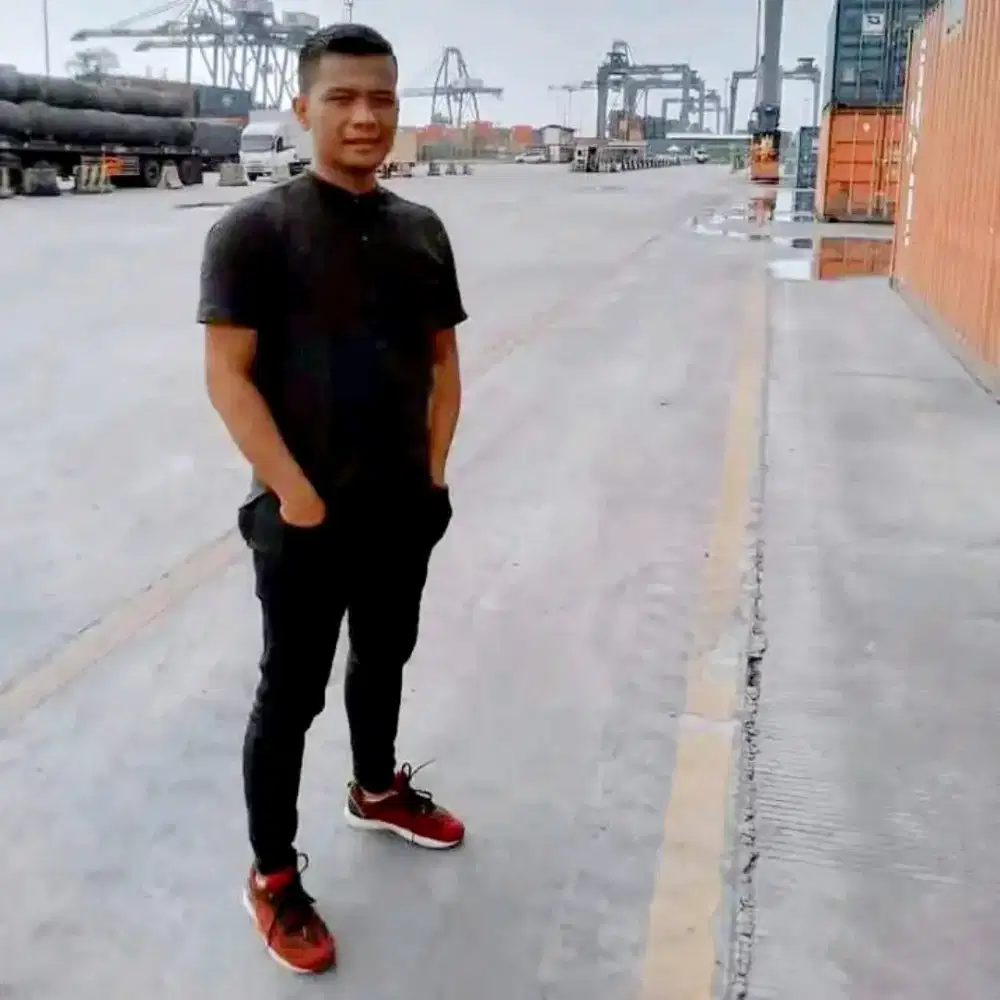 Butuh kerjaan harian modal ktp