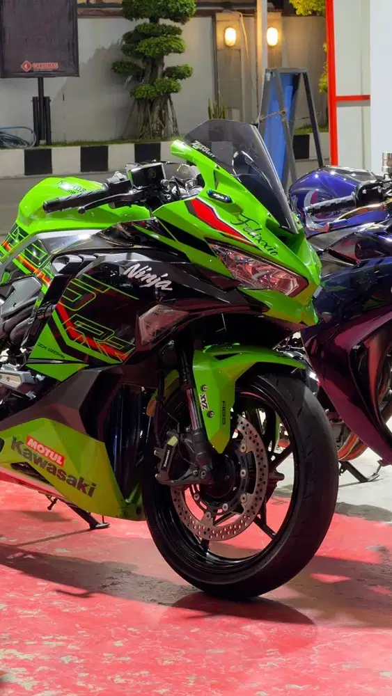 ZX25RR Abs 2023 Tipe Tertinggi