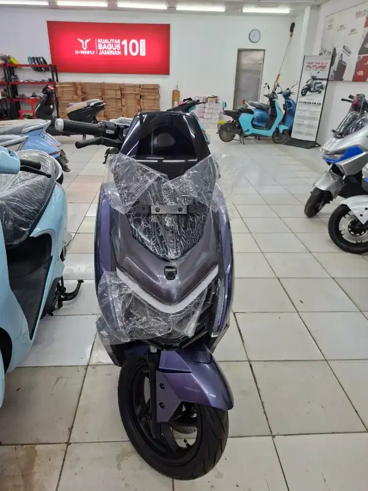 Uwinfly Babelan Motoe Listrik M100 Jarak Tempuh 120KM