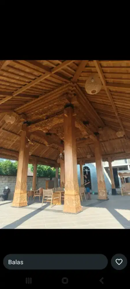 Di cari tukang bersih2 kolam ikan sama resto di utamakan laki2