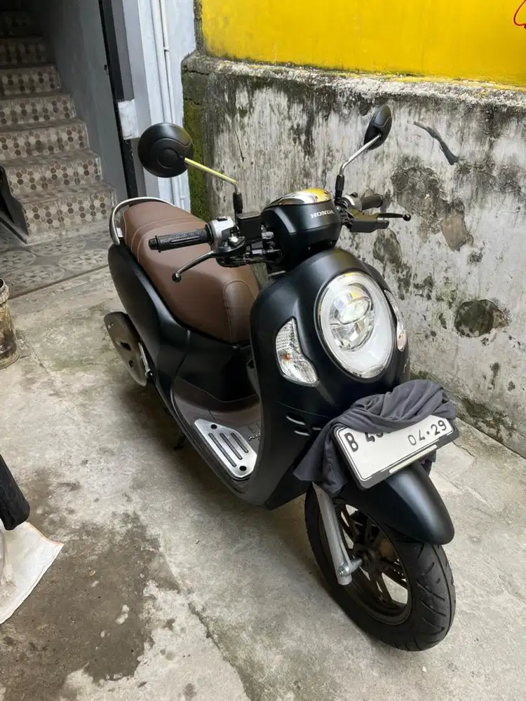 SCOOPY PRESTIGE thn 2024