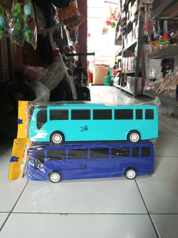 Mainan anak bus polos warna modif