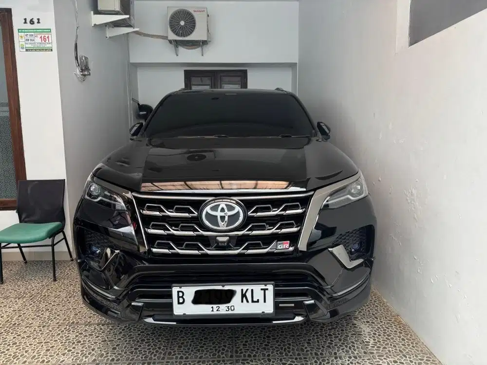 Toyota Fortuner (2021) 2.4 VRZ GR SPORT - AT