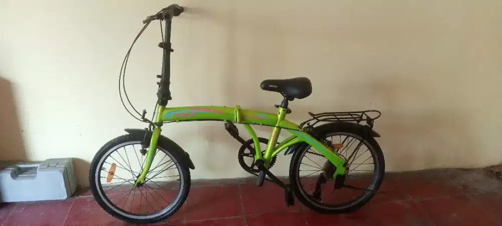 Sepeda Lipat Laux