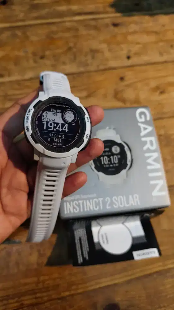 Garmin instinct 2 solar